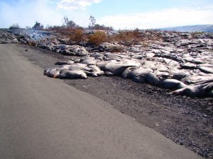 Megállíthatatlan a lávafolyam