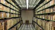 Az ELTE muzeális könyvtári gyűjteménye új ideiglenes otthont kapott
