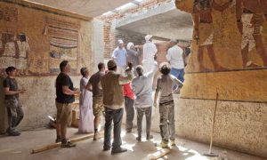 Megnyitották Tutanhamon sírjának pontos mását