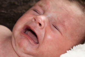 Az éjszakai gyereksírás a csecsemők összeesküvése?