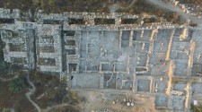 Salamon király korabeli hatalmas palotát találtak